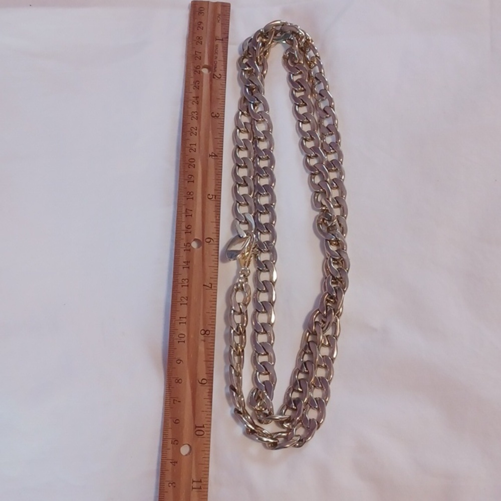Chunky Goldtoned Cuban Chain SHOWS WEAR - Picture 3 of 3